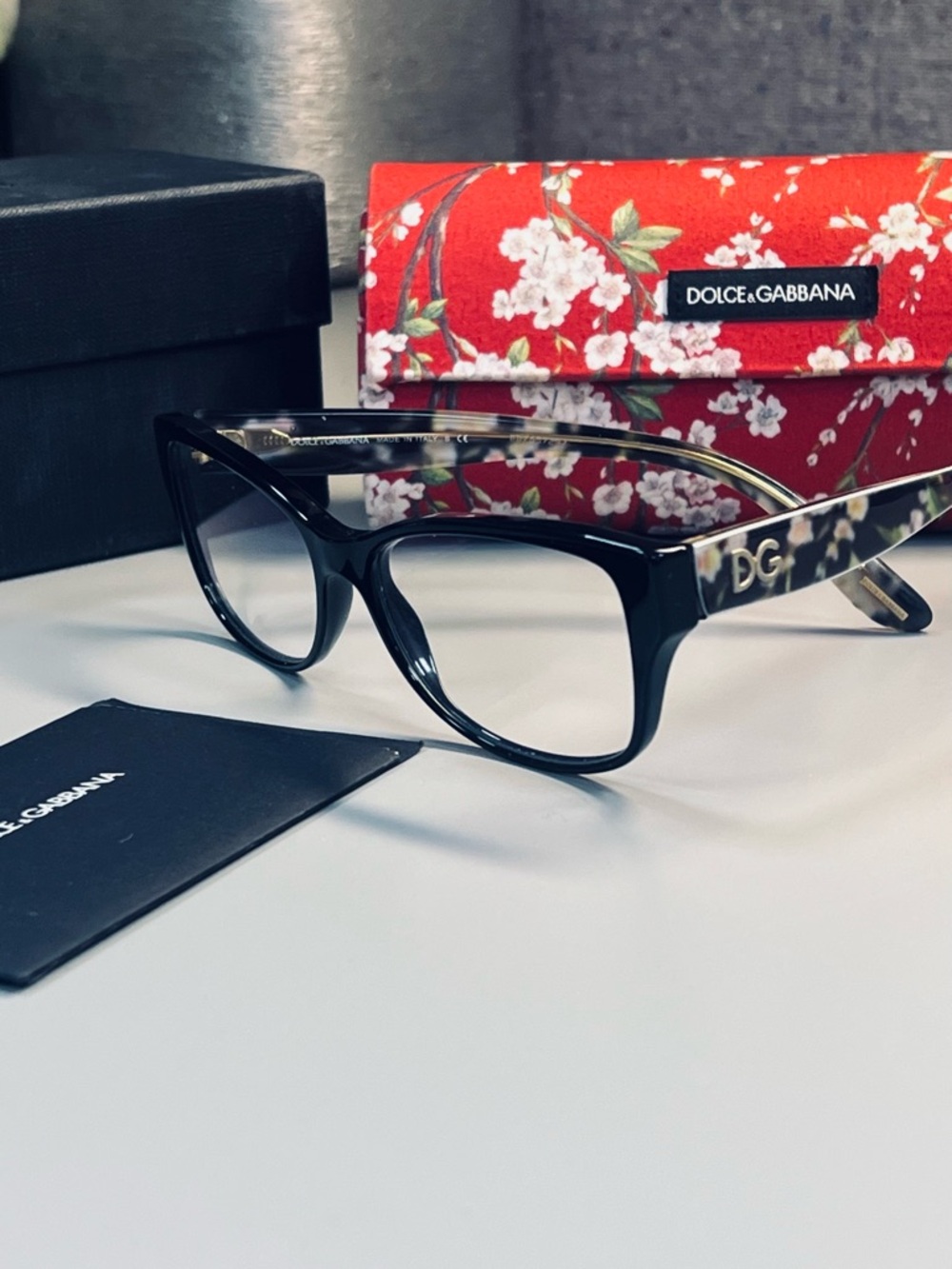 Dolce & Gabbana Black Cat-Eye Glasses with Floral Case - Picture 2 of 7